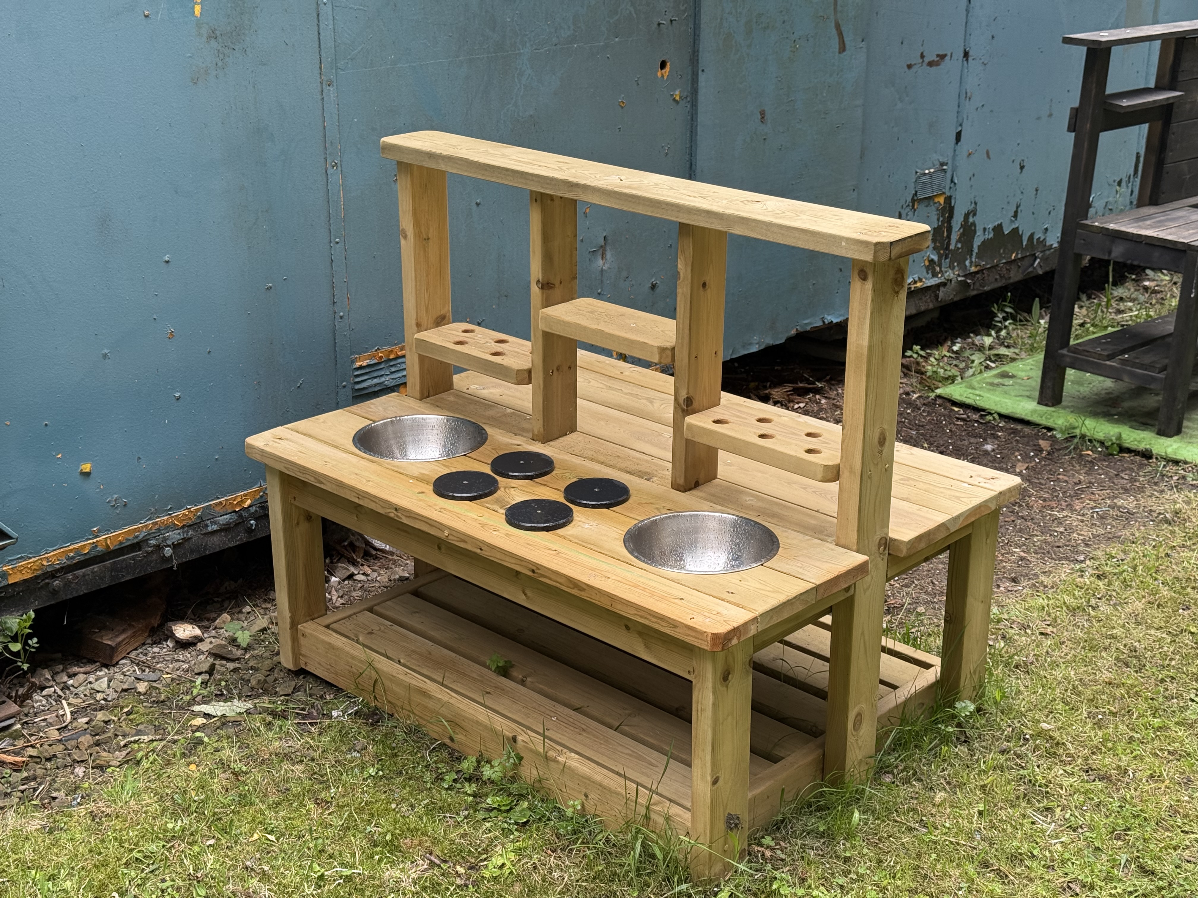 Garden Mud Kitchen
