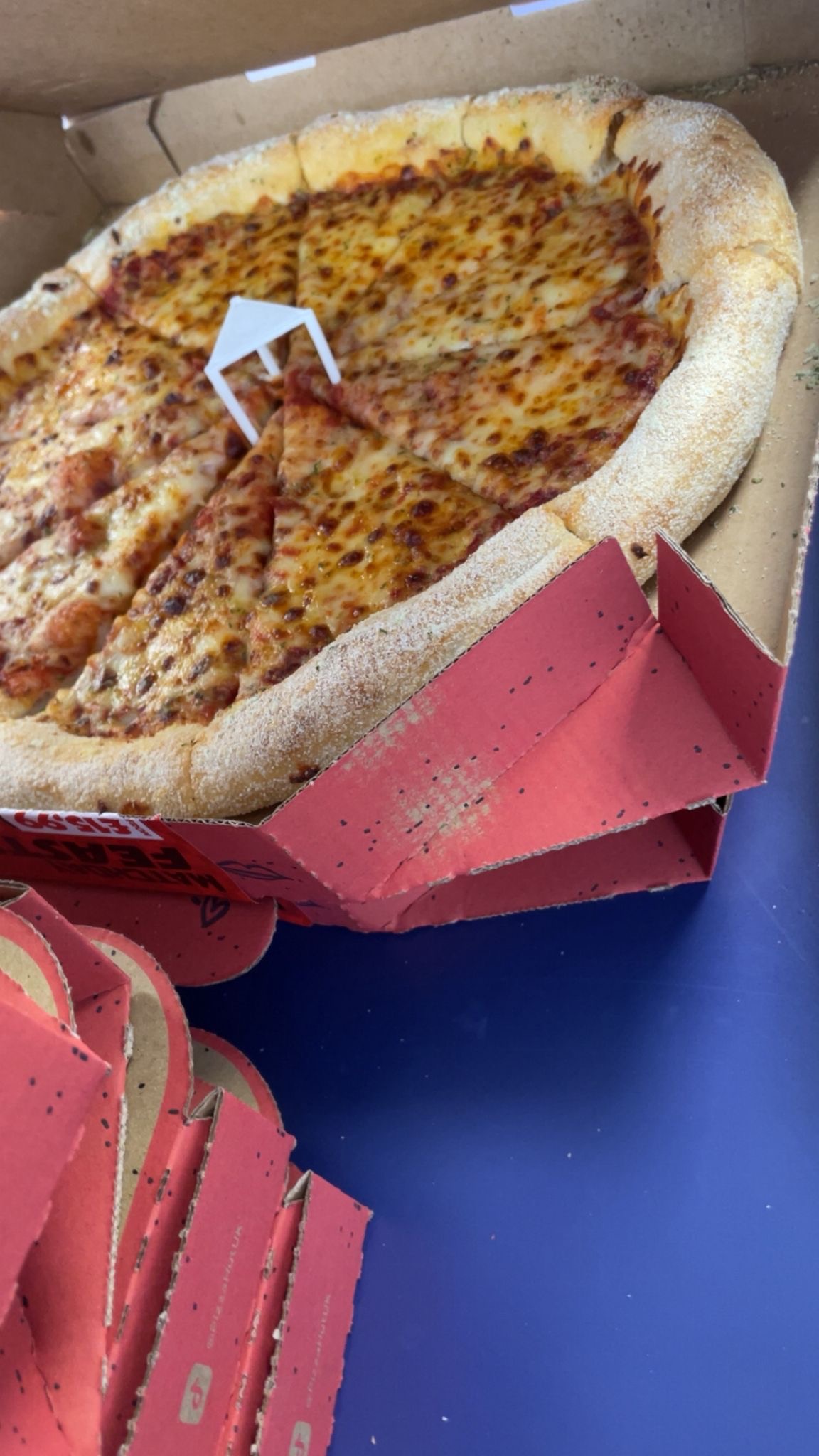 pizza hut donation for children at haf